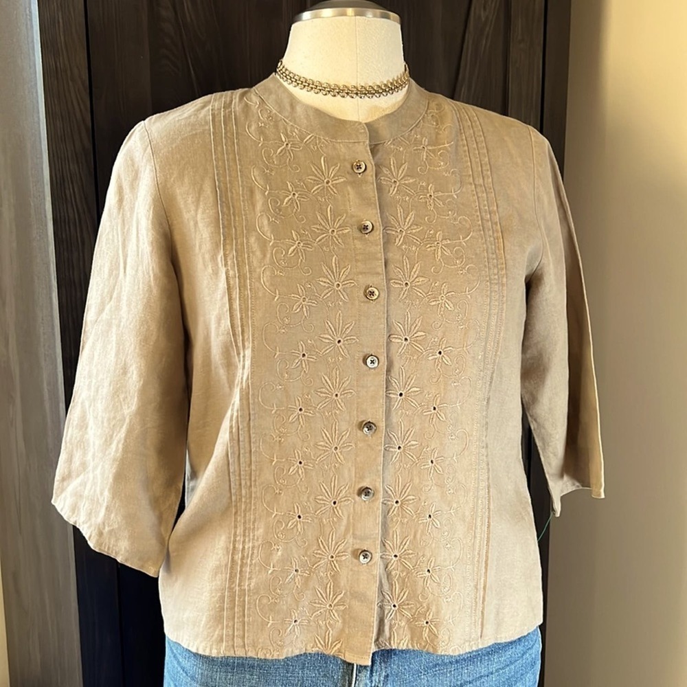 J. Jill taupe linen button down pleated embroidered mandarin collar blouse Small